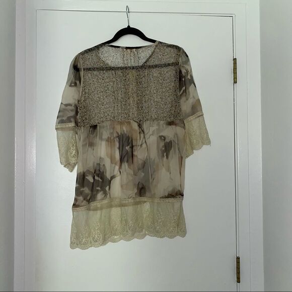 Sundance Sheer Lace Tie Dye Half Sleeve Top - Picture 6 of 7